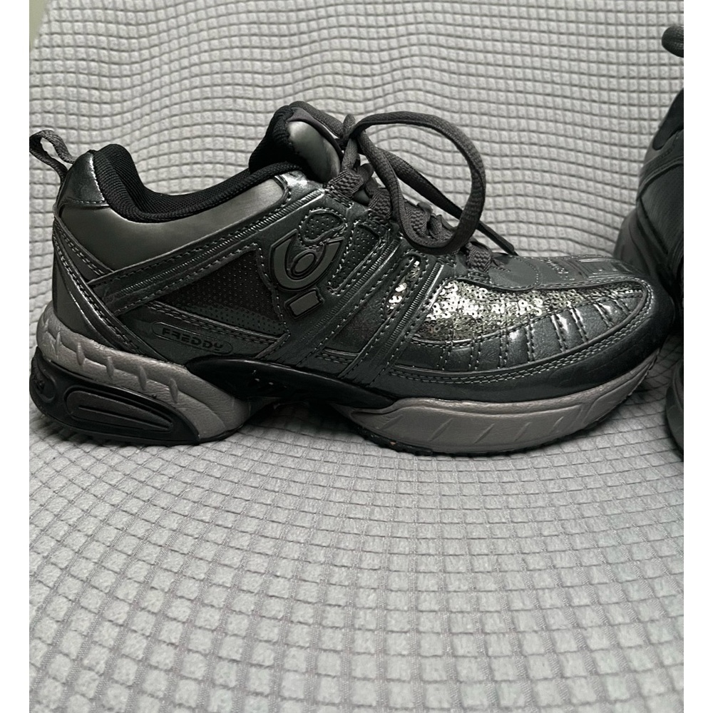 Freddy patent leather sneakers size 7